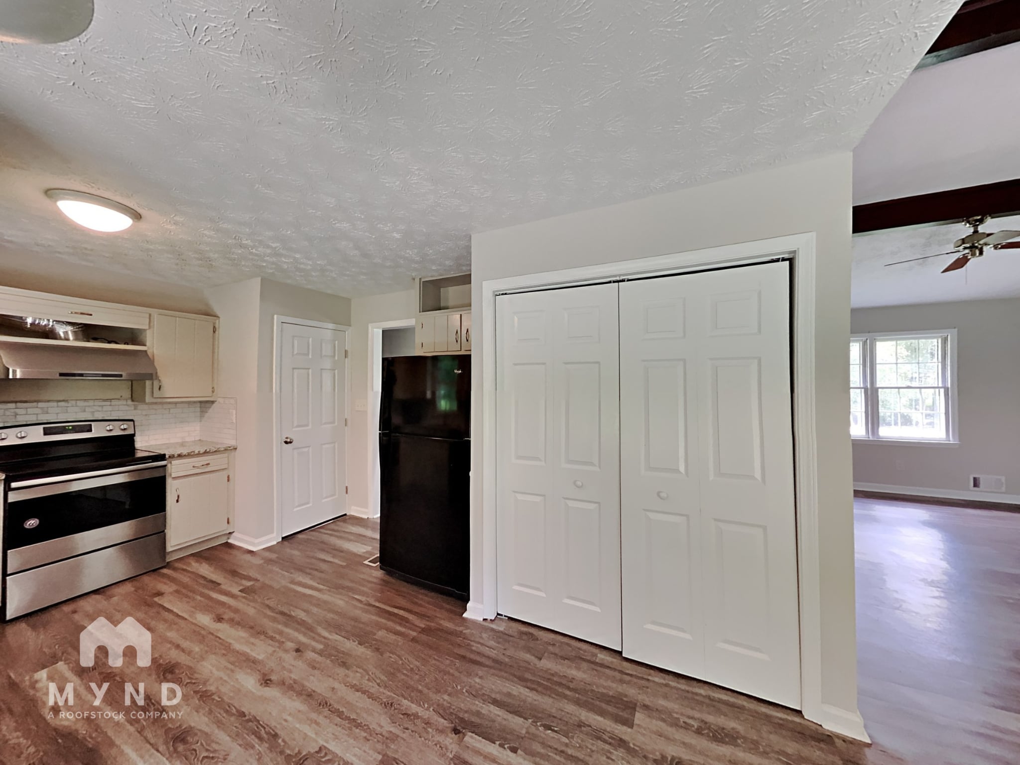 Building Photo - 1285 Coronada Dr