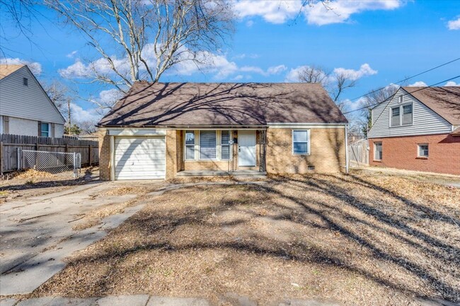 Primary Photo - Cozy Single Family home in Southeast Wichita