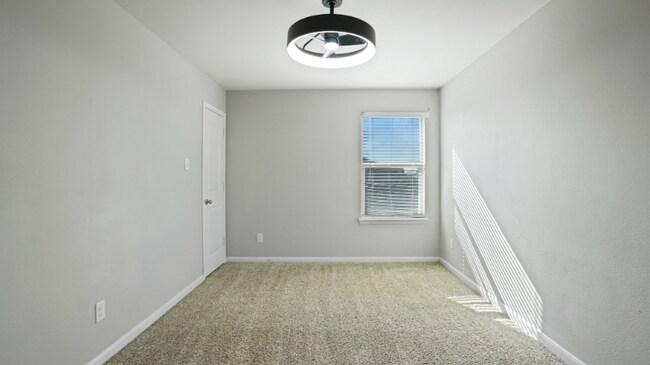 Building Photo - 408 Harbor Oaks Dr