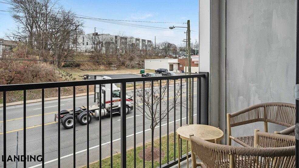 Building Photo - 2165 Nolensville Pk