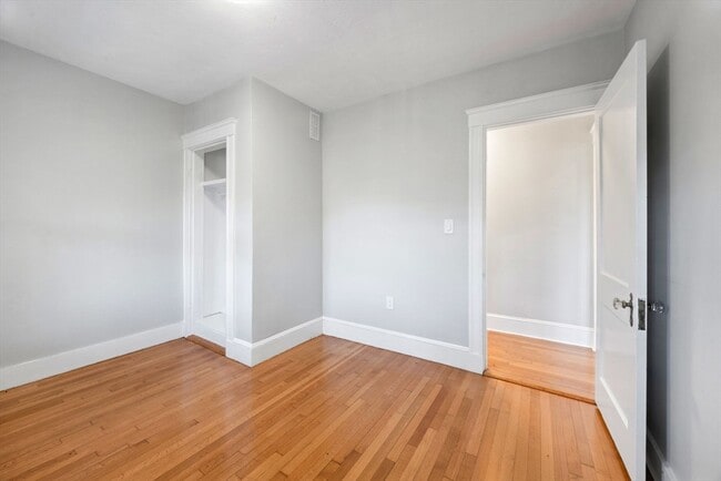 Building Photo - 1045 Adams St