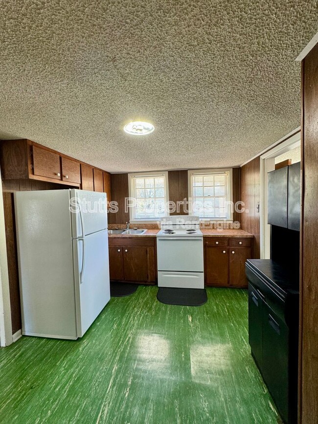 Building Photo - 316 S Chestnut St