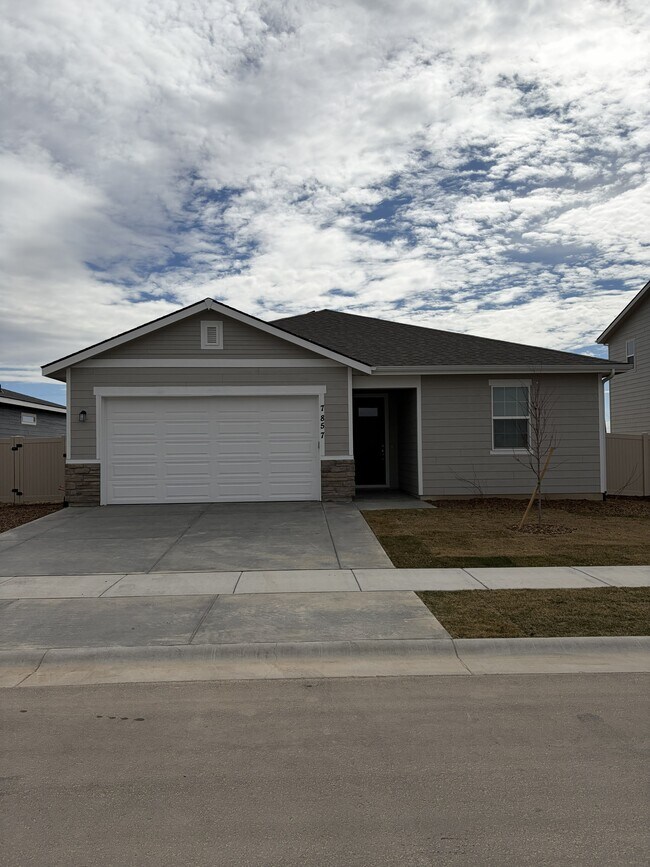 Building Photo - 7857 E Myrtle Bch Dr