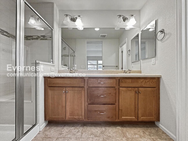 Building Photo - 14694 E Crestridge Dr