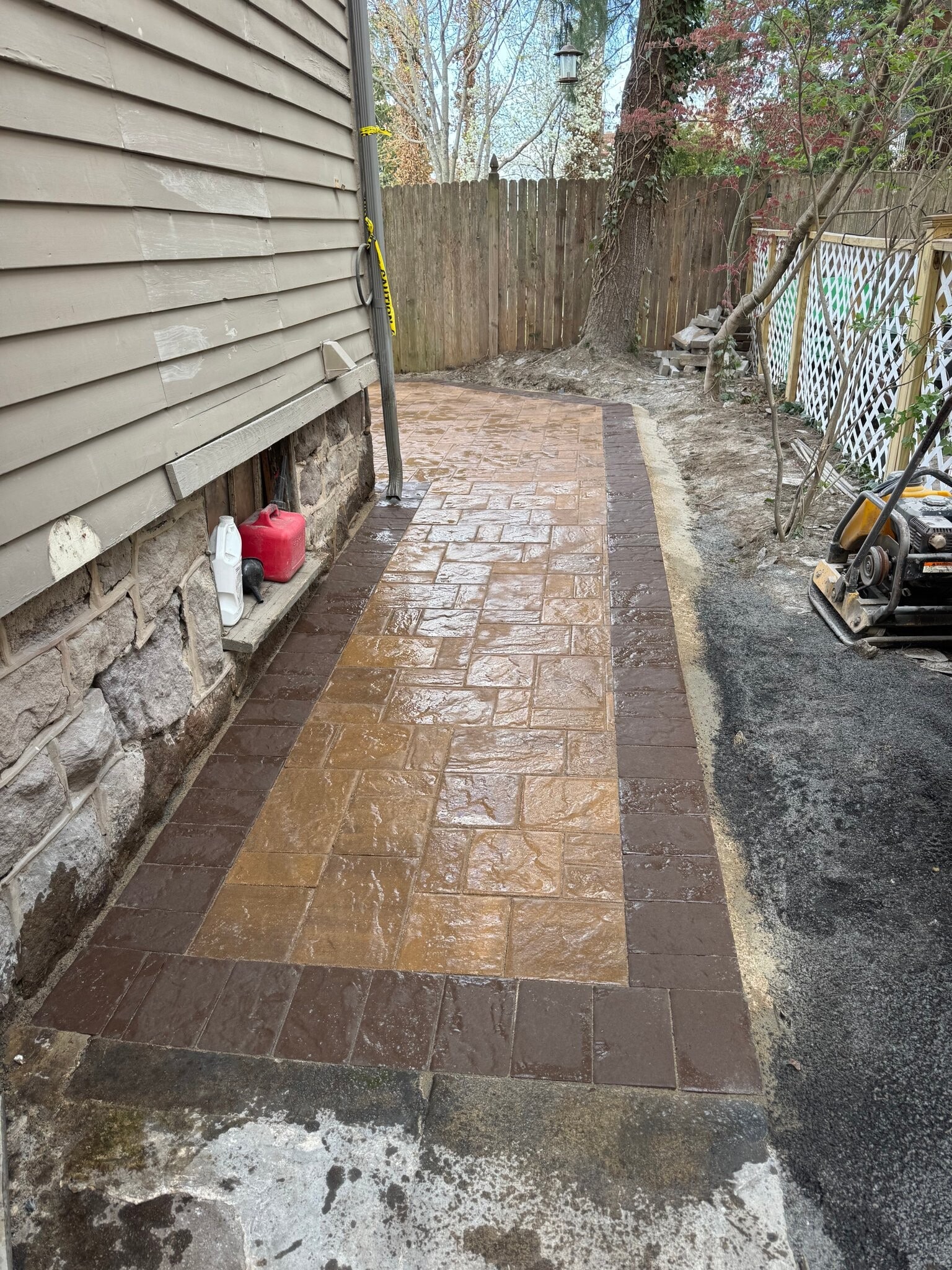 Building Photo - 3 Lee Ave