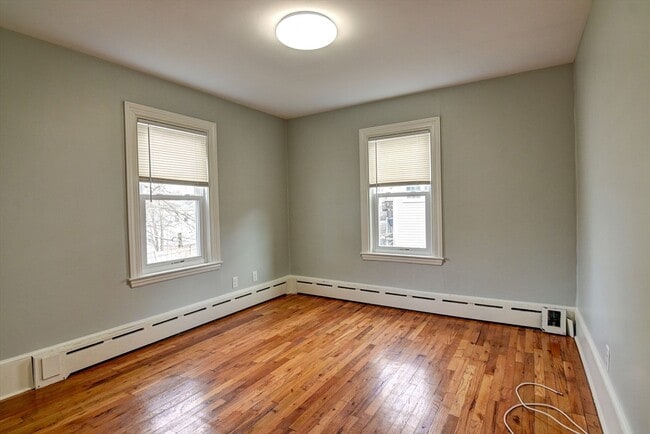 Building Photo - 317 Elmwood Ave