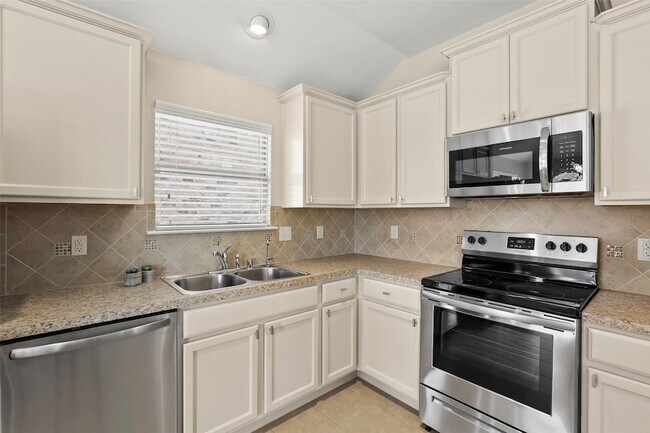 Building Photo - 1703 Twin Hills Way