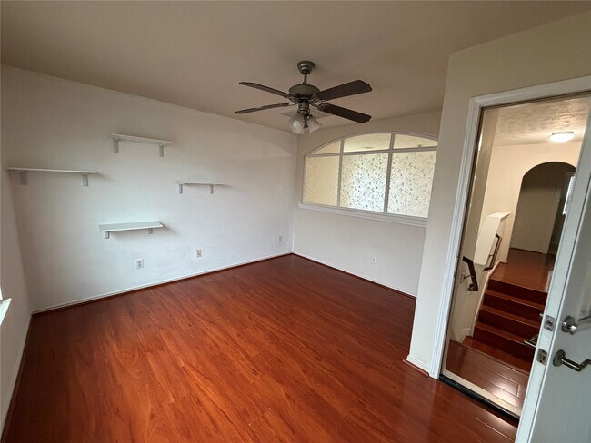 Building Photo - 6826 Pheasant Oak Dr