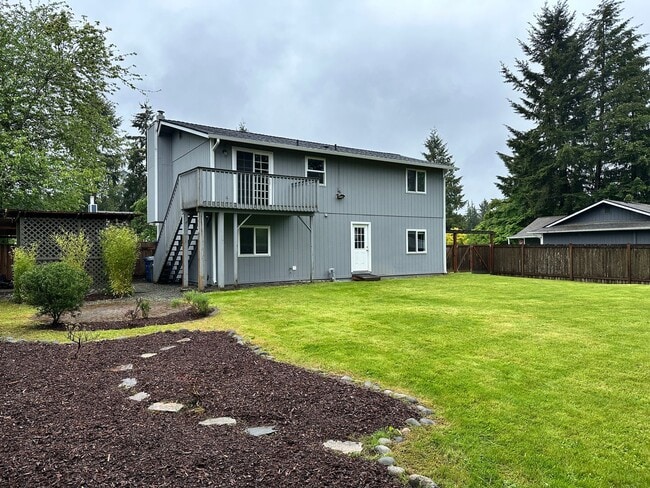 Building Photo - 4bd/1.75ba Carnation House