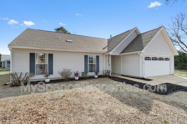 Building Photo - 102 Hollow Cove