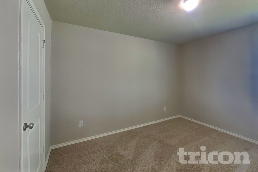 Building Photo - 8511 Amistad Cove