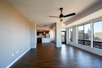 Building Photo - 151 E Wilson