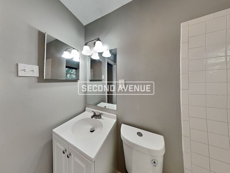 Building Photo - 4616 Nelmar Pl