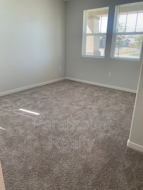 Building Photo - 886 Shearwater Rd