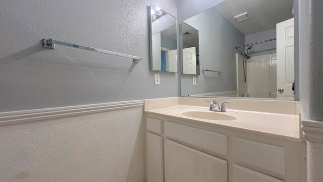 Building Photo - 3105 Silver Spur Way