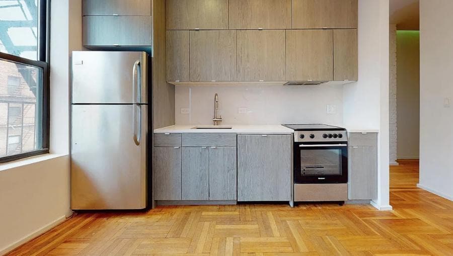 Building Photo - Seaman Ave