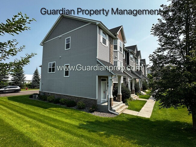 Building Photo - 11920 Emery Village Dr N