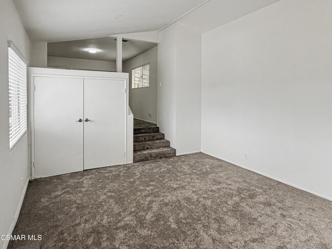 Building Photo - 2485 E Hillcrest Dr