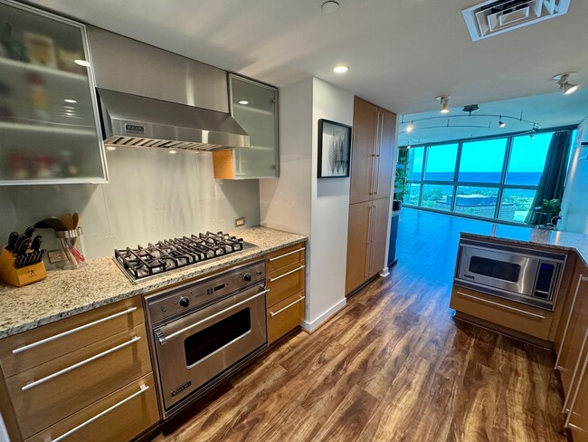 Building Photo - 2 bedroom unit w/ ocean views at Koolani!