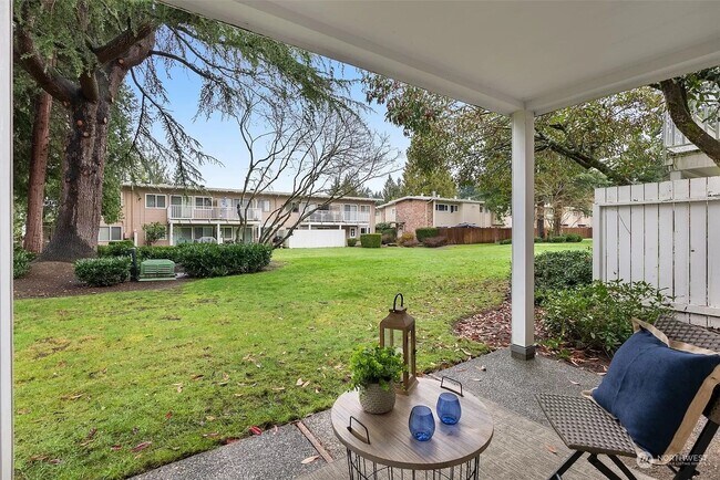 Building Photo - 12230 SE 60th St