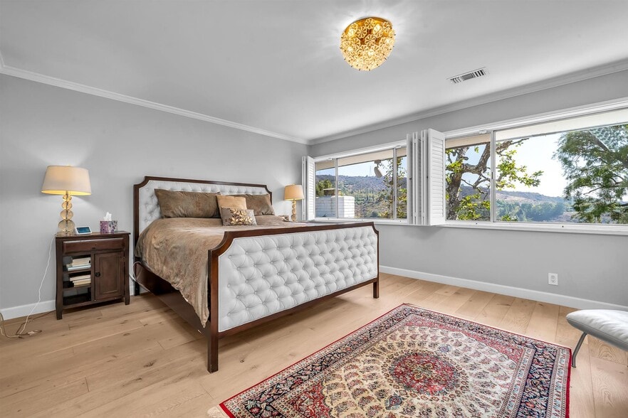 Building Photo - 2324 Banyan Dr