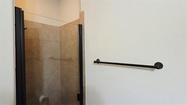 Building Photo - 12381 Summertree Dr