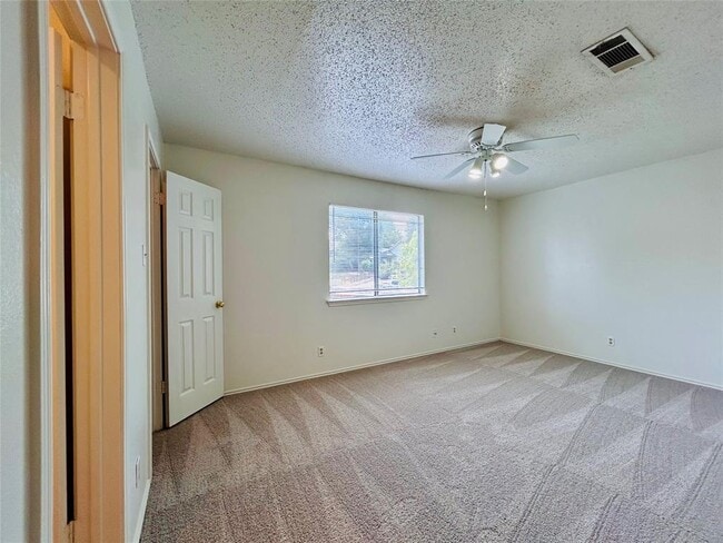 Building Photo - 9300 Kempler Dr