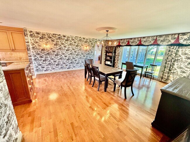 Building Photo - Escape to Luxury: Your Private Oasis on a ...