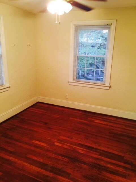 Building Photo - 210 N Nansemond St