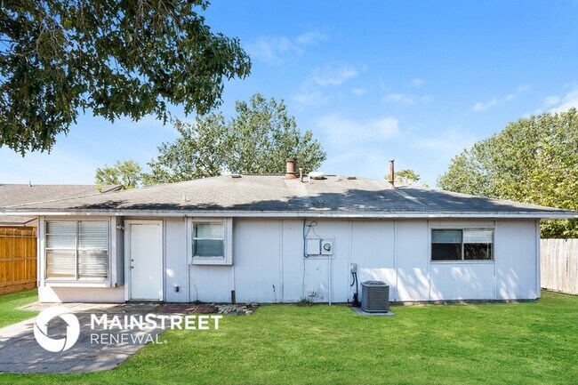 Building Photo - 20406 Oak Limb Ct