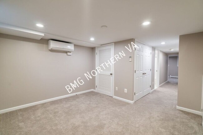 Building Photo - 1132 Powhatan St