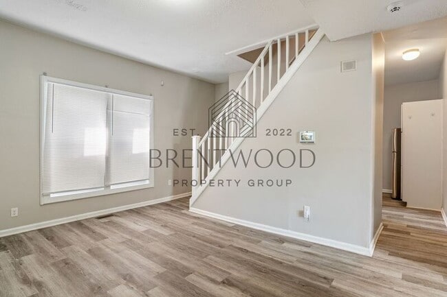 Building Photo - 147 E 30th St