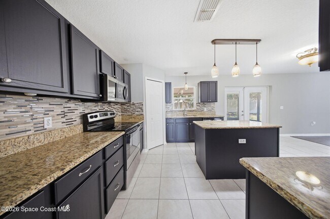 Building Photo - 1116 Myrtle Lake View Dr