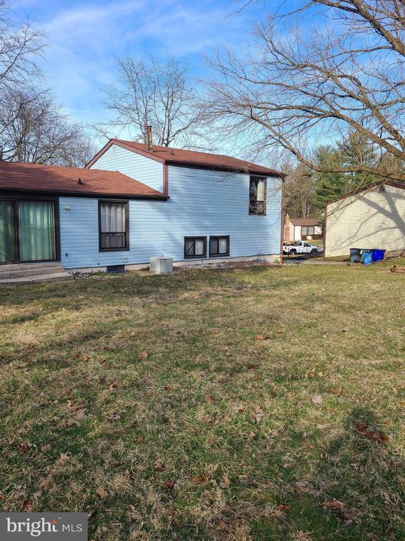 Building Photo - 6258 Tamar Dr