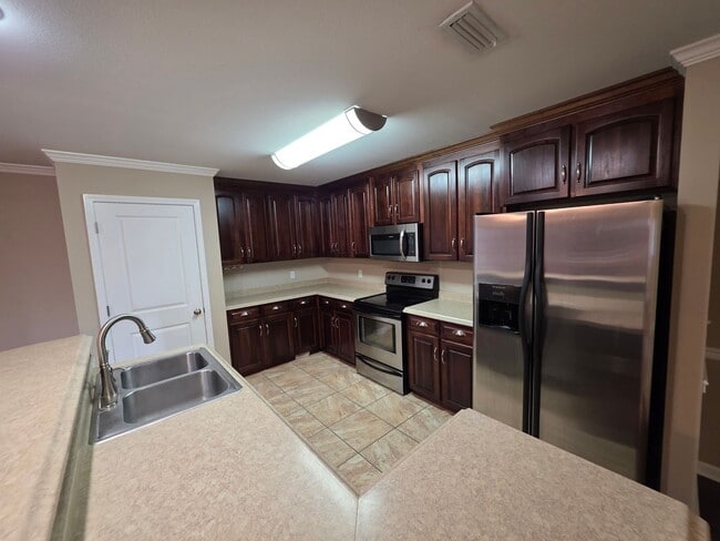 Building Photo - Available January!