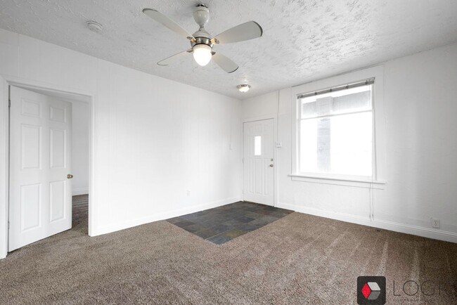 Building Photo - 764 Garfield Ave