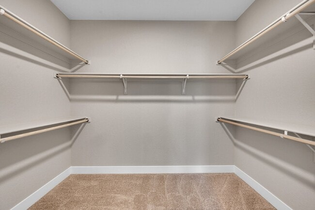 Building Photo - $2,425 - 3 beds, 2 baths, Updated home in ...