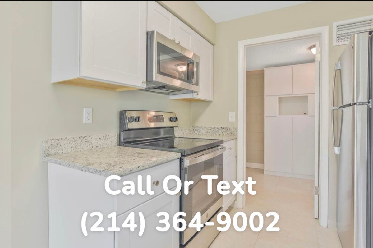 Building Photo - 2523 Laylas Wy