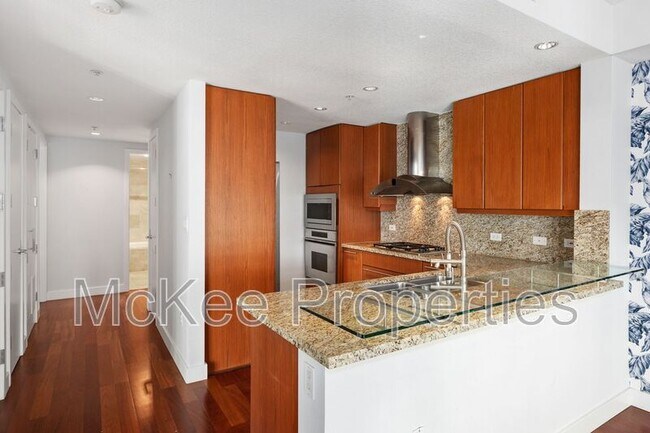 Building Photo - 1199 Pacific Hwy