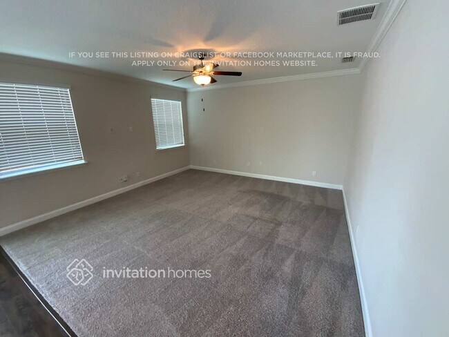 Building Photo - 7107 Emsley Cir