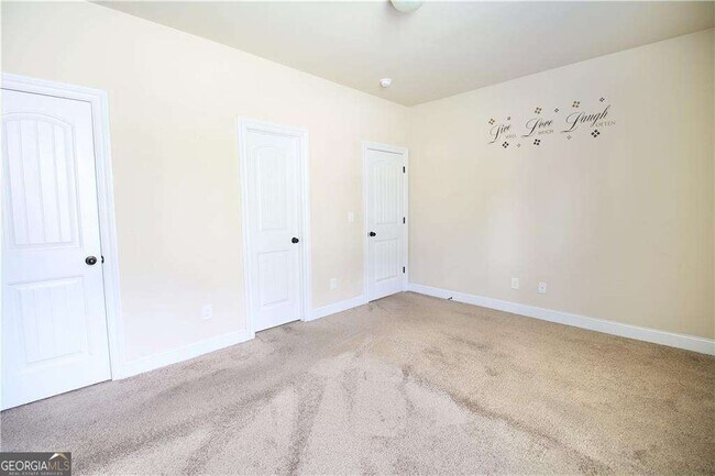 Building Photo - 1143 Park Hollow Ln NE