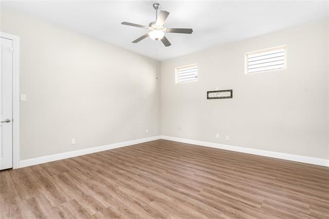 Building Photo - 12261 Hesse Dr