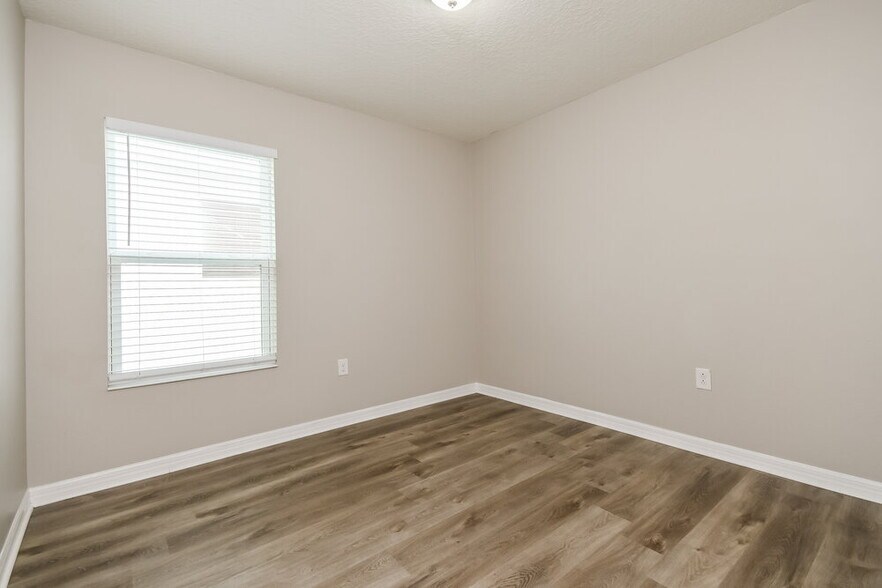 Building Photo - 4483 Baler Trails Dr