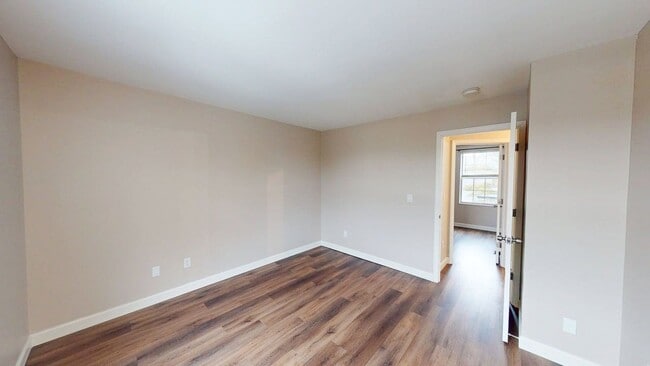 Building Photo - 5078 Stoneybrook Blvd