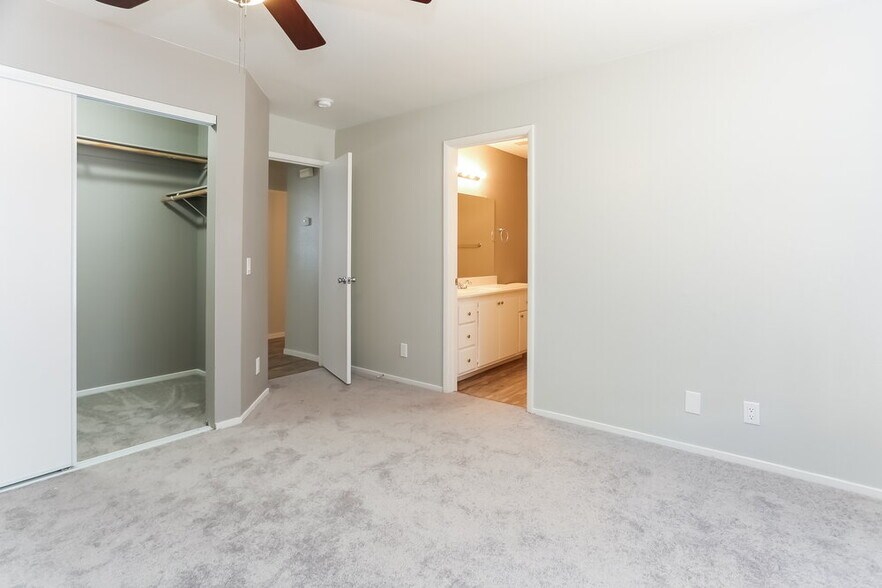 Building Photo - 4722 Checker Way