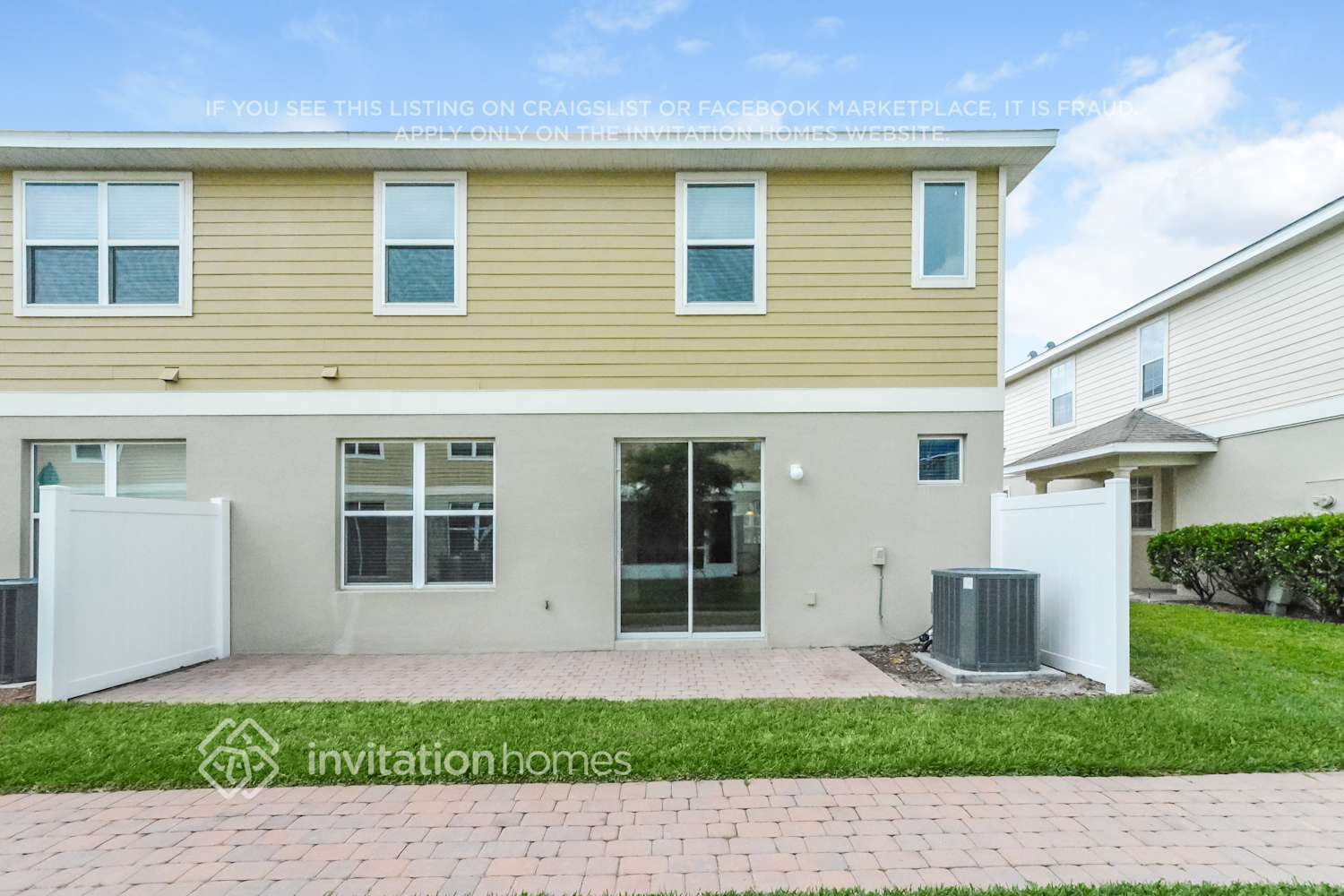 Building Photo - 3572 Sanctuary Dr