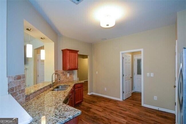 Building Photo - 1781 Waterside Dr