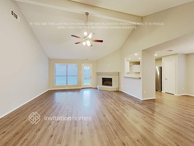 Building Photo - 1213 Colony St