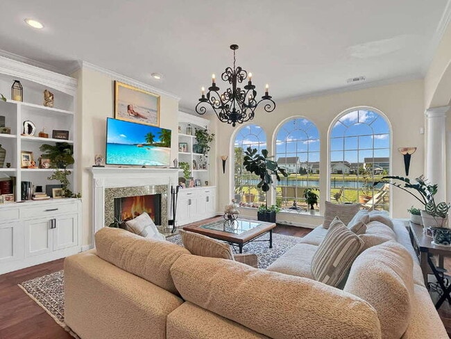 Building Photo - 663 Wyndham Way