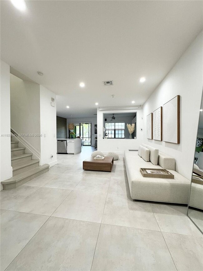 Building Photo - 13017 Riverwalk Cir S